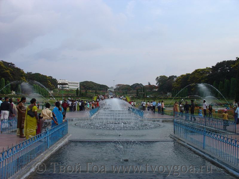 Brindavan Gardens - популярное место отдыха