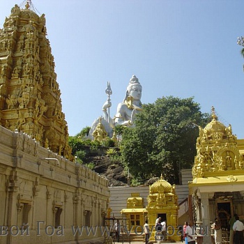 Золотой храм в Мурудушваре