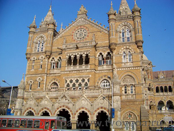 фото Мумбай_вокзал Виктория похож на дворец