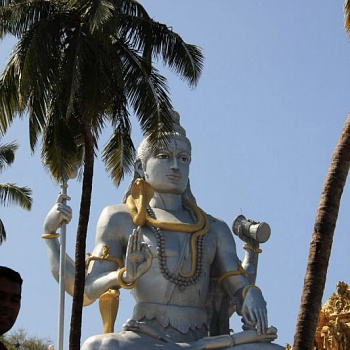 статуя самого почитаемого Бога Шивы в Мурудешваре