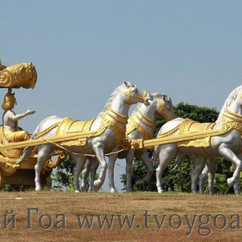скульптурная композиция - золотая колесница