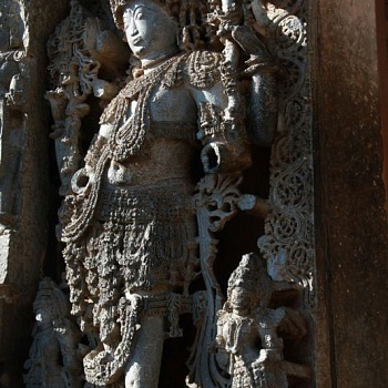 скульптура Вишну