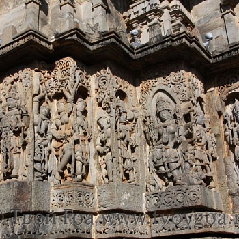 украшение внешней стены храма