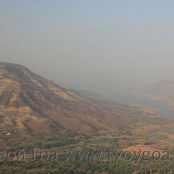 фото Махабалешвар и Колхапур_вид на долину в Махабалешваре