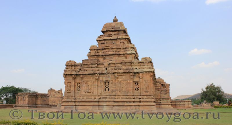 старейший храм в Паттадакале 696-733гг